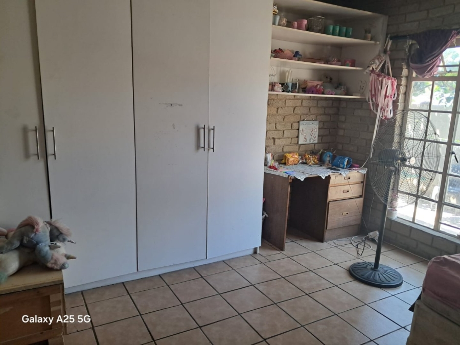 3 Bedroom Property for Sale in Oos Einde North West